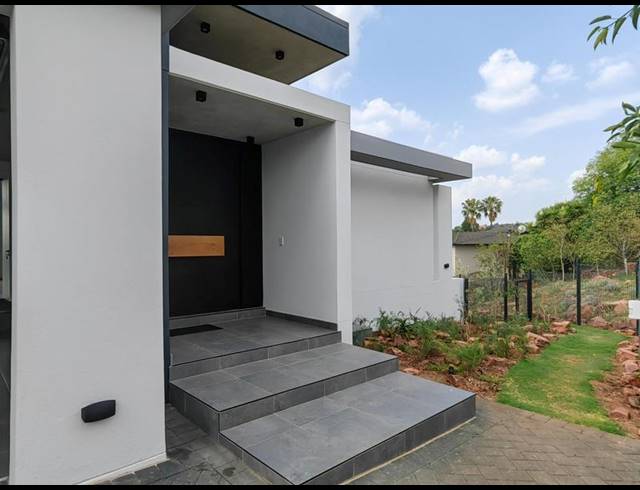 4 BEDROOM PROPERTY TO RENT IN WATERKLOOF HEIGHTS
